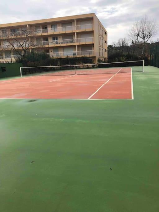 Appartement Vue Mer Au Lavandou Le Lavandou Dış mekan fotoğraf