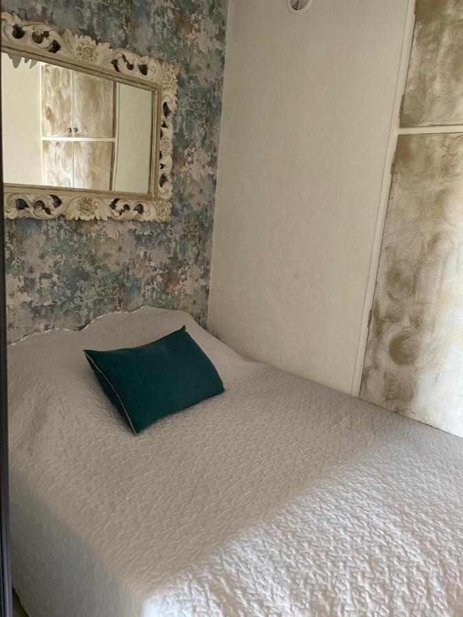 Appartement Vue Mer Au Lavandou Le Lavandou Dış mekan fotoğraf